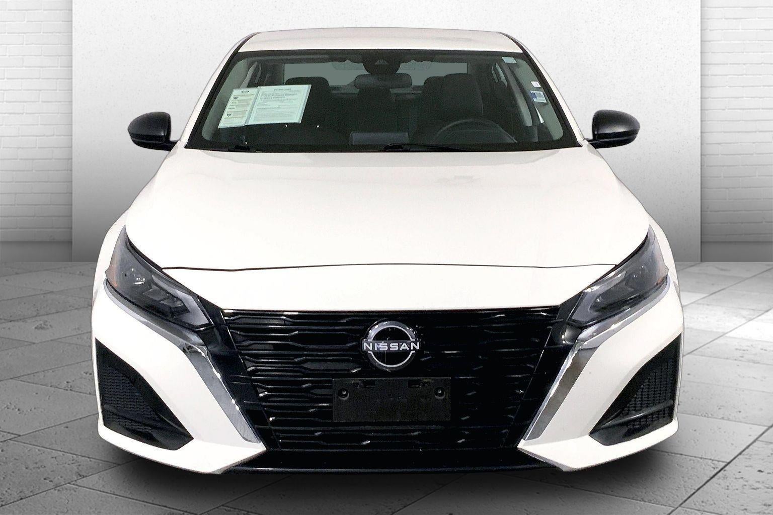 Used 2025 Nissan Altima SV with VIN 1N4BL4DV9SN373059 for sale in Kansas City