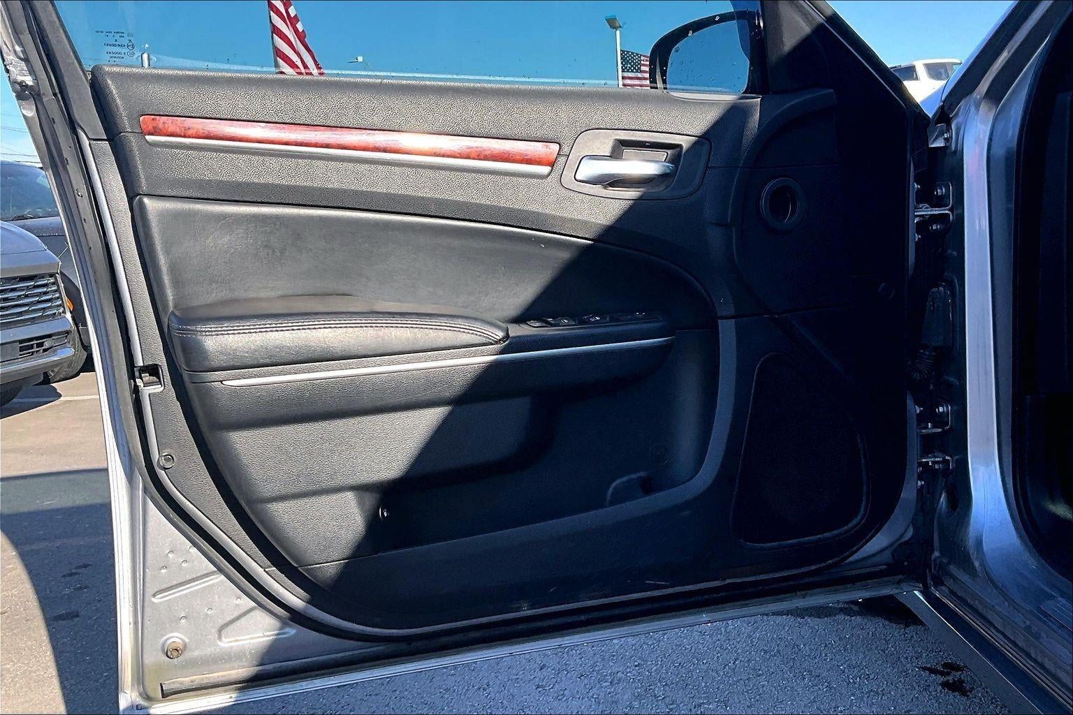 2014 Chrysler 300 Base