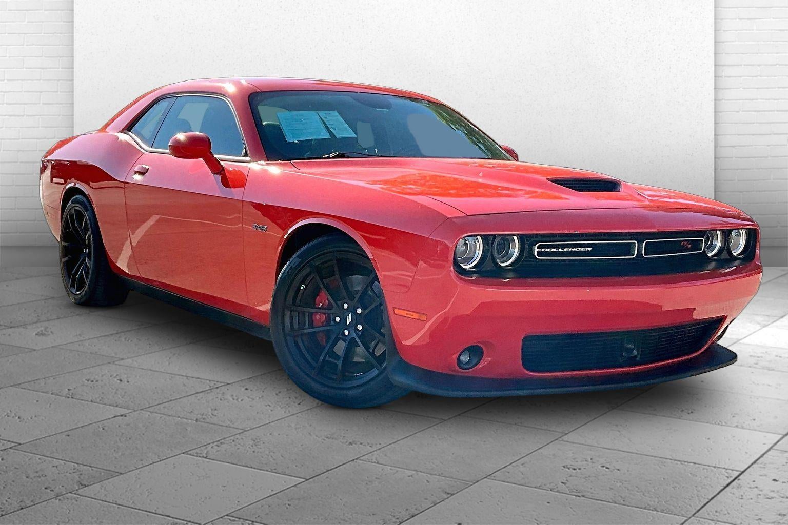 2023 Dodge Challenger R/T's photo