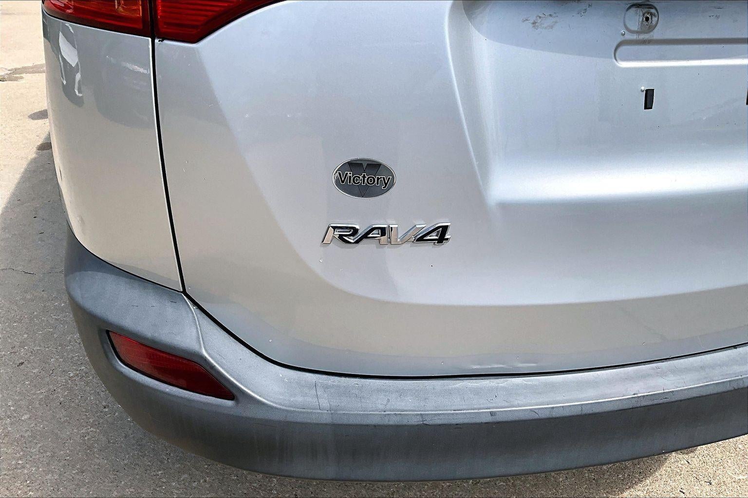 2013 Toyota RAV4 LE