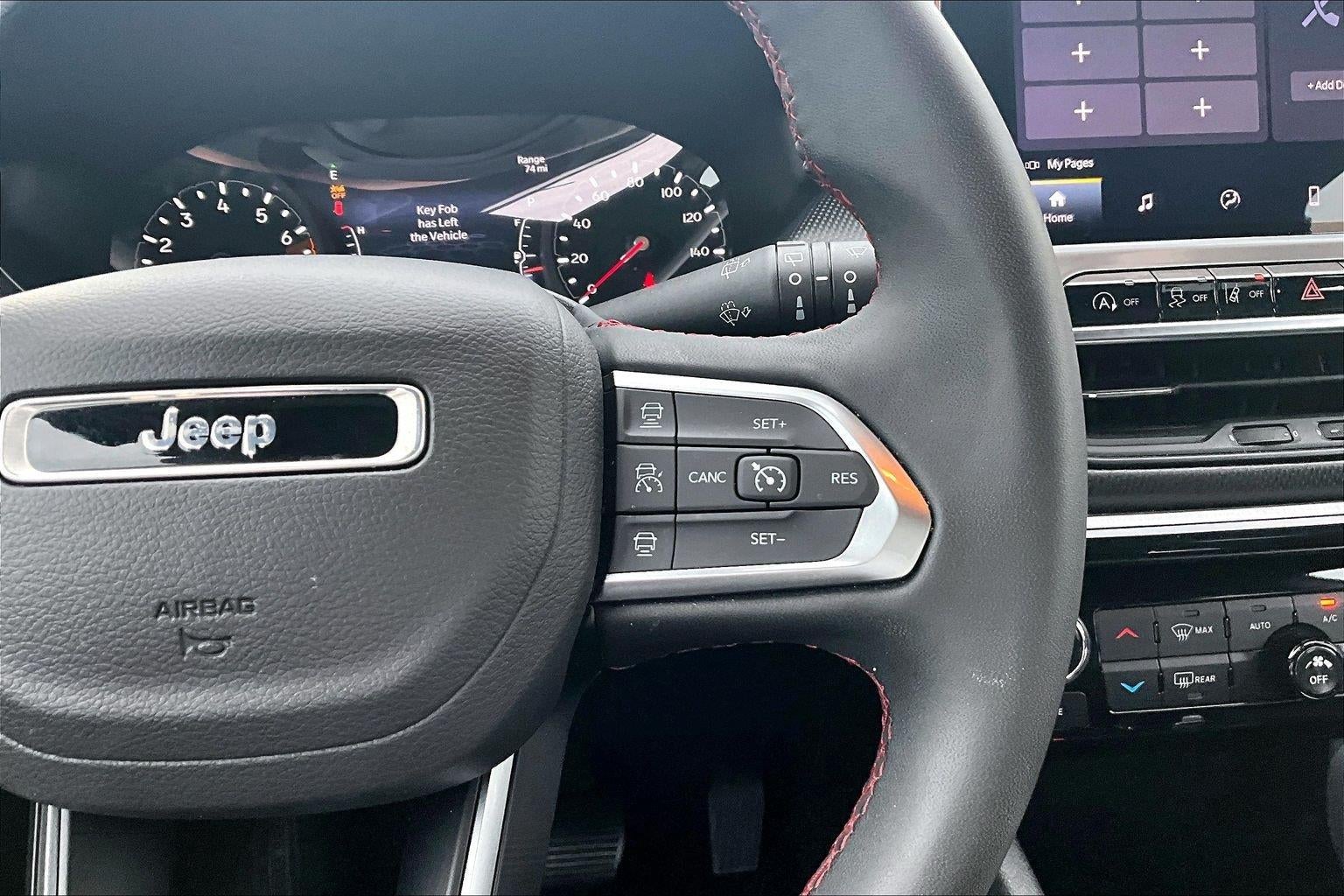 2025 Jeep Compass Trailhawk - Photo 18
