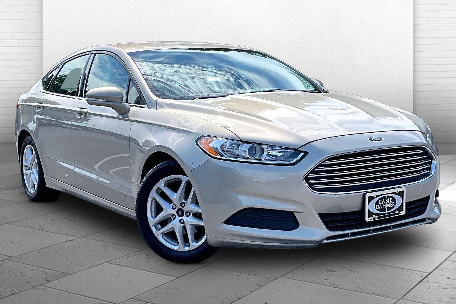 2015 Ford Fusion SE