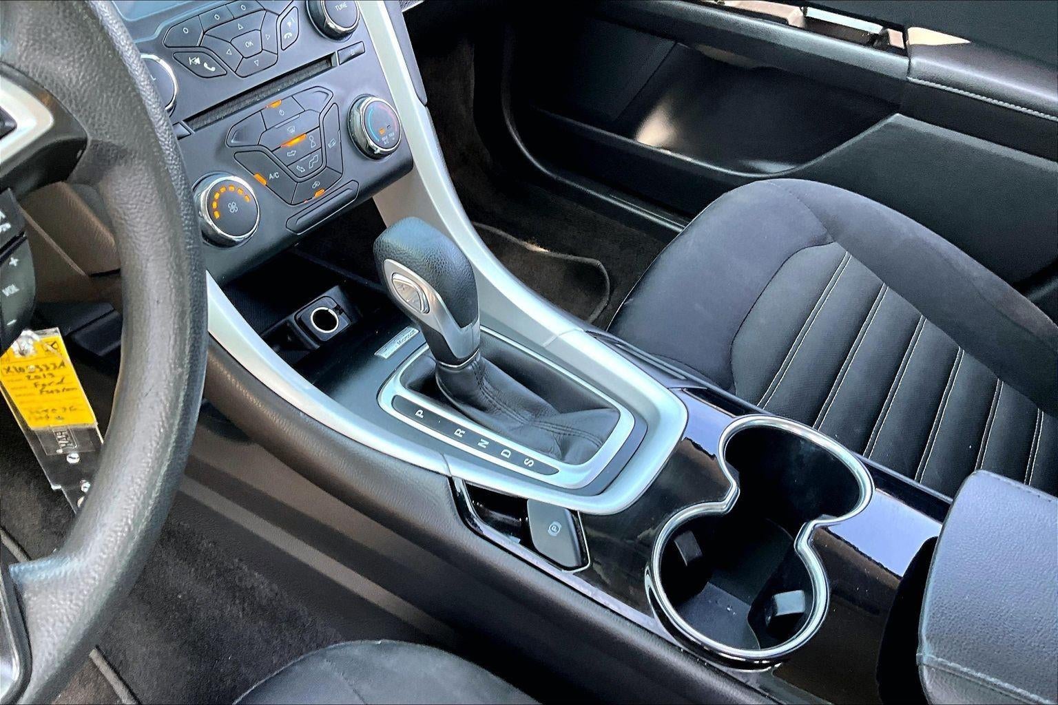 2015 Ford Fusion SE
