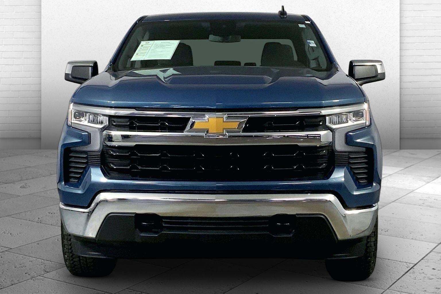 Used 2024 Chevrolet Silverado 1500 LT with VIN 3GCPDKEK1RG279184 for sale in Kansas City