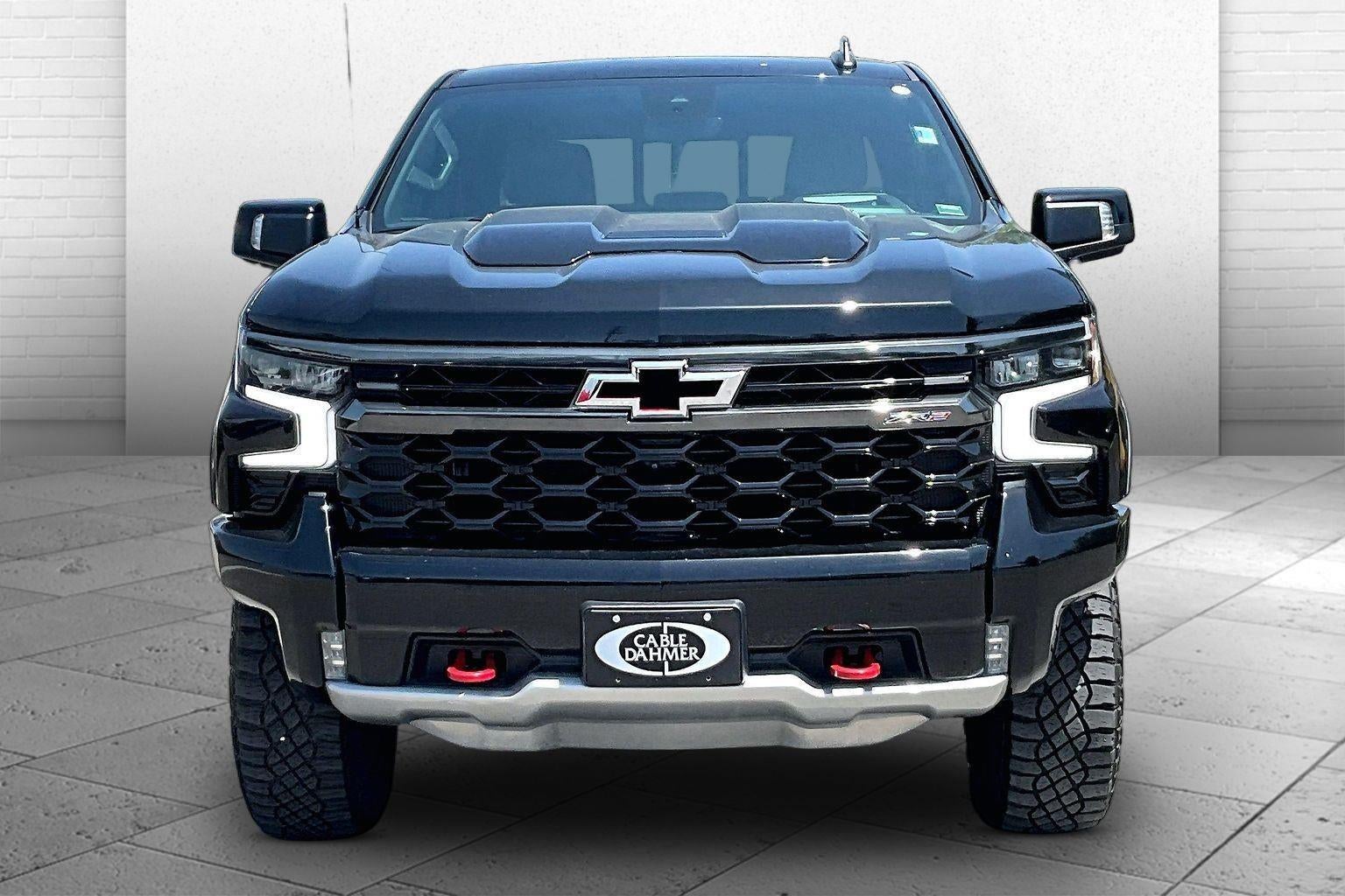 Used 2024 Chevrolet Silverado 1500 ZR2 with VIN 3GCUDHEL0RG218343 for sale in Kansas City