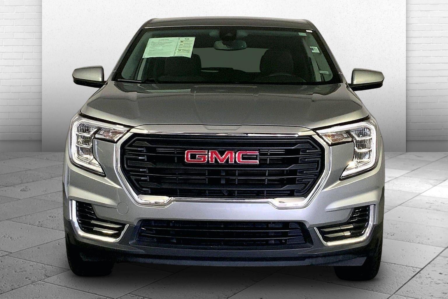 Used 2024 GMC Terrain SLE with VIN 3GKALTEG9RL372606 for sale in Kansas City