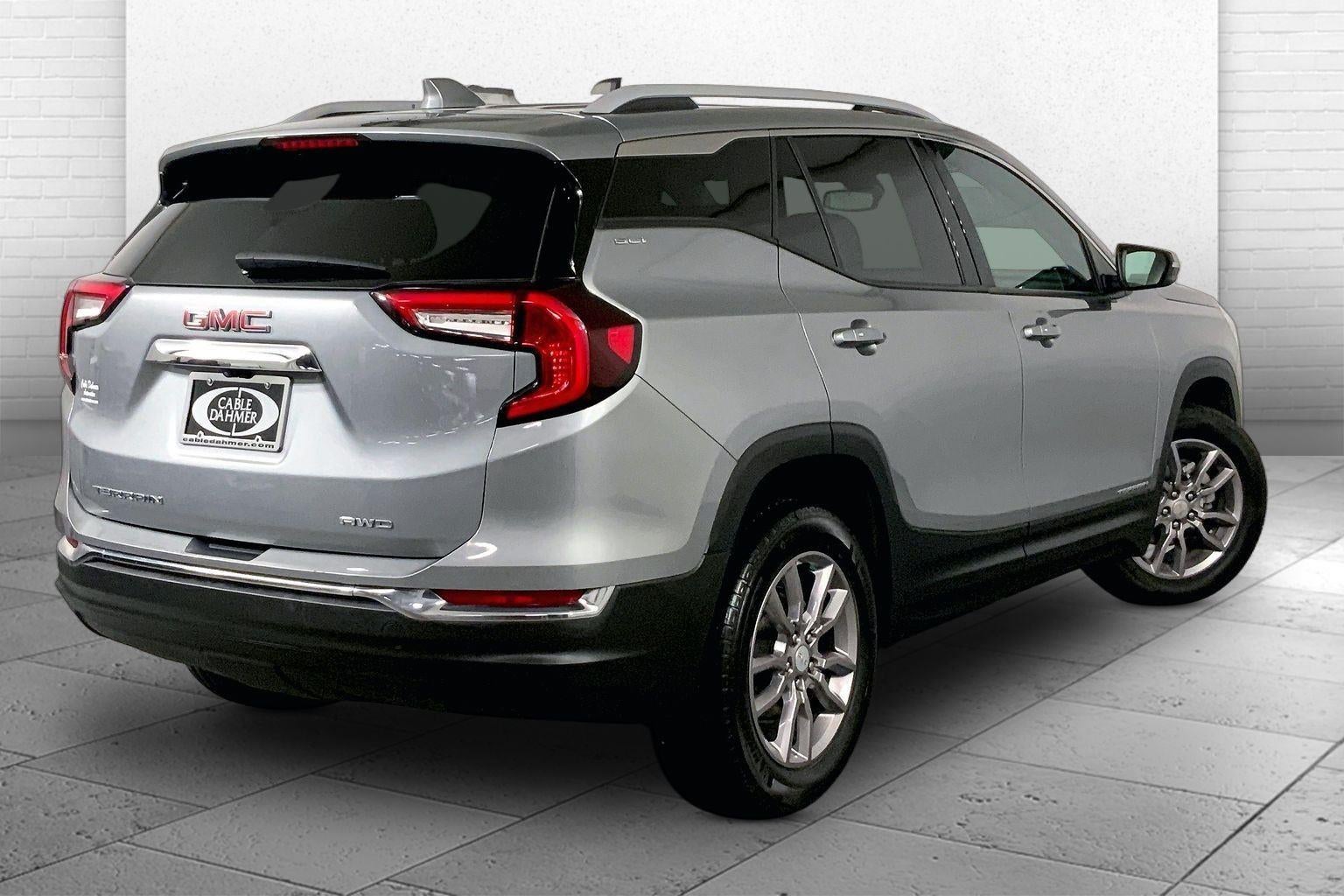 2024 GMC Terrain SLT