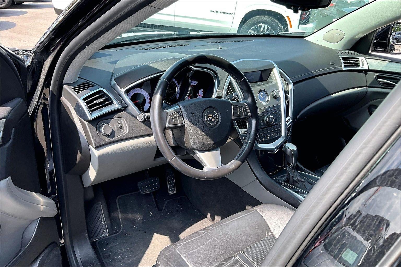 2010 Cadillac SRX Base