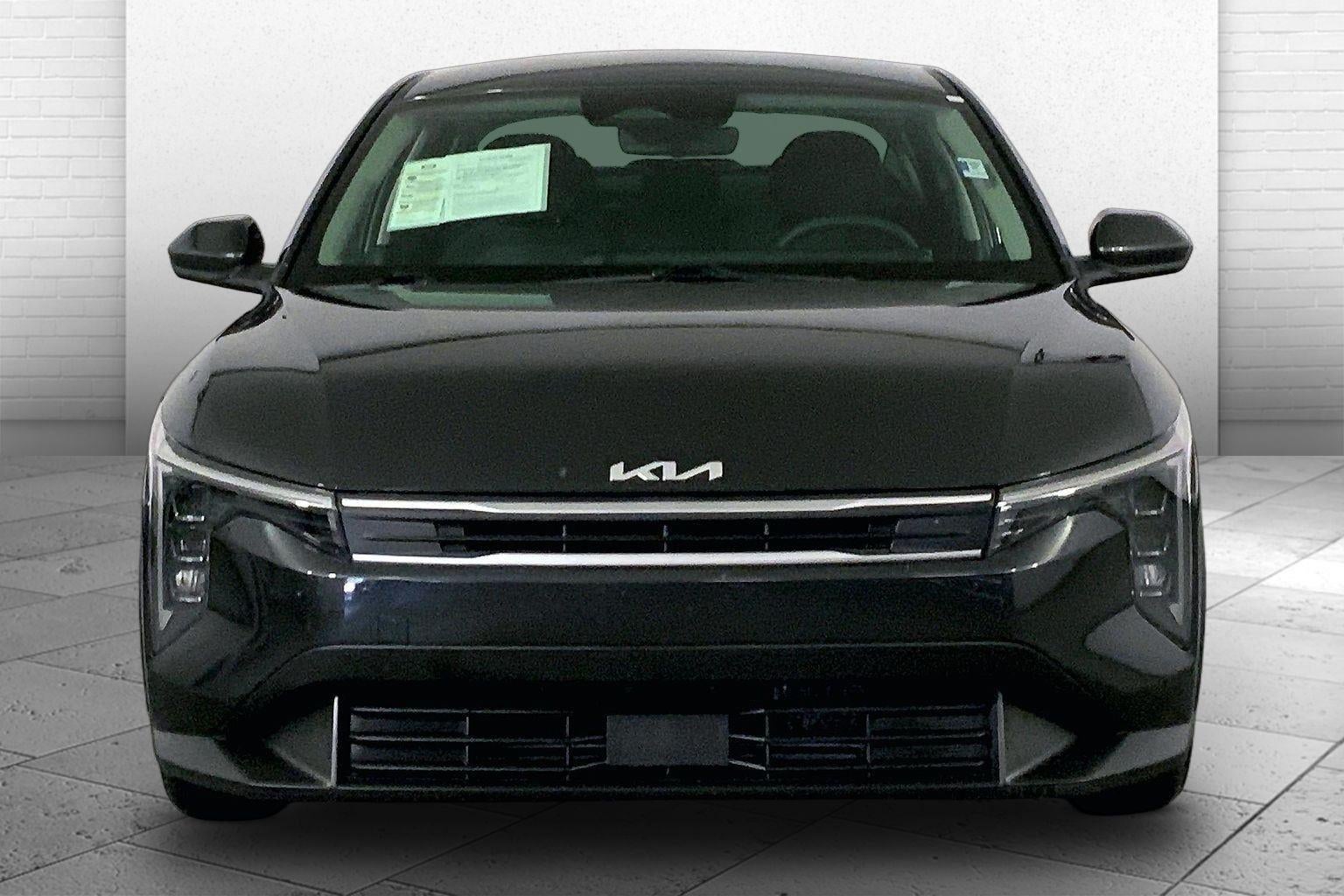 Used 2025 Kia K4 LXS with VIN 3KPFT4DE3SE047855 for sale in Kansas City