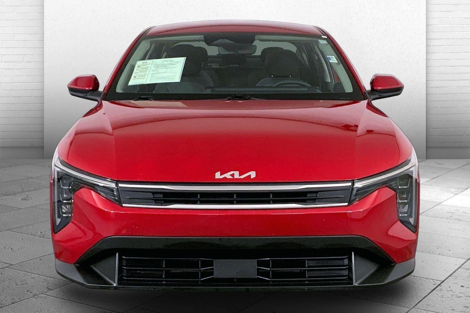 Used 2025 Kia K4 LXS with VIN 3KPFT4DE4SE064261 for sale in Kansas City