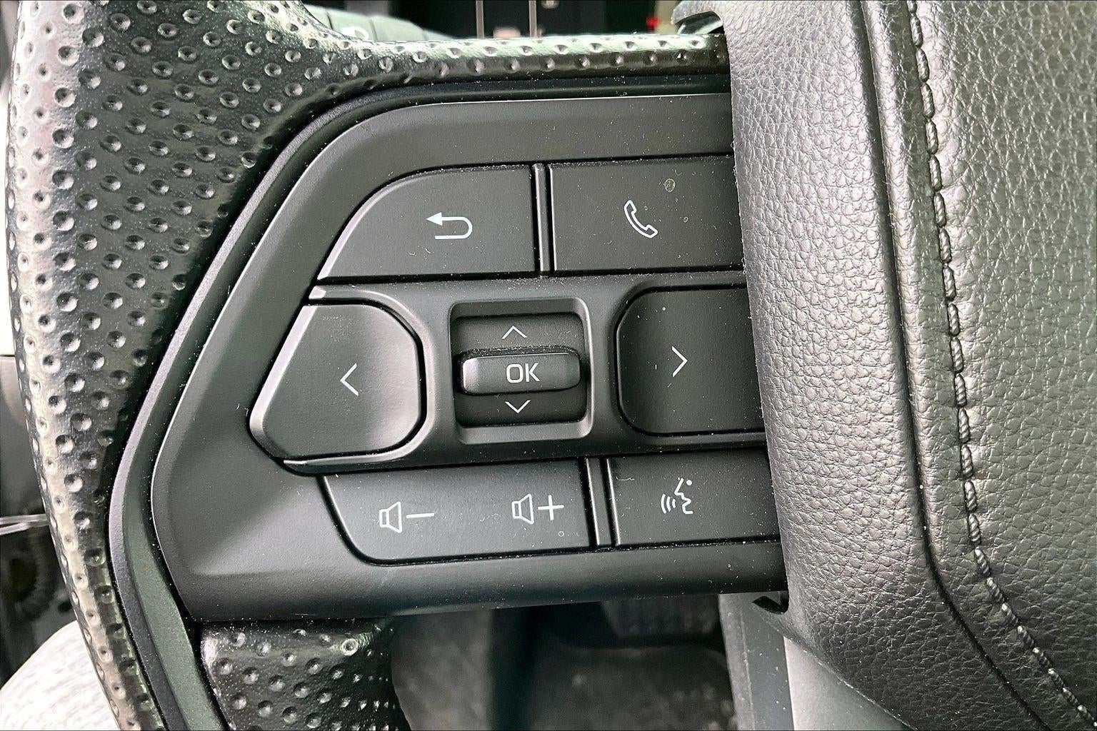 2025 Toyota Tacoma 4WD SR