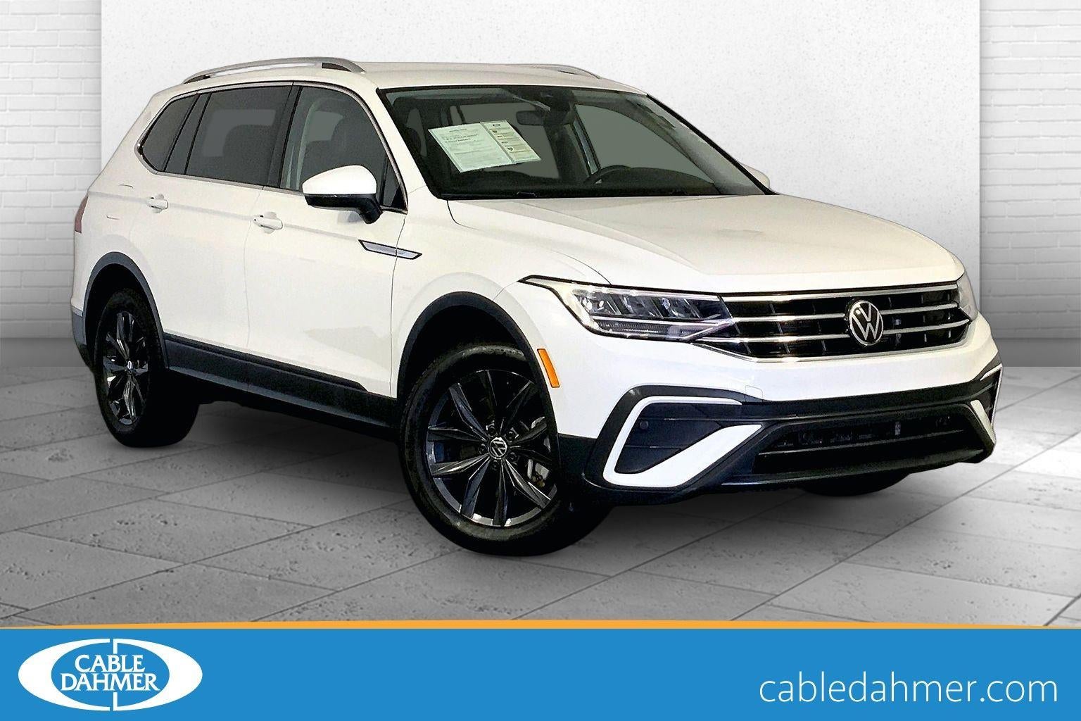 2024 Volkswagen Tiguan 2.0T SE's photo