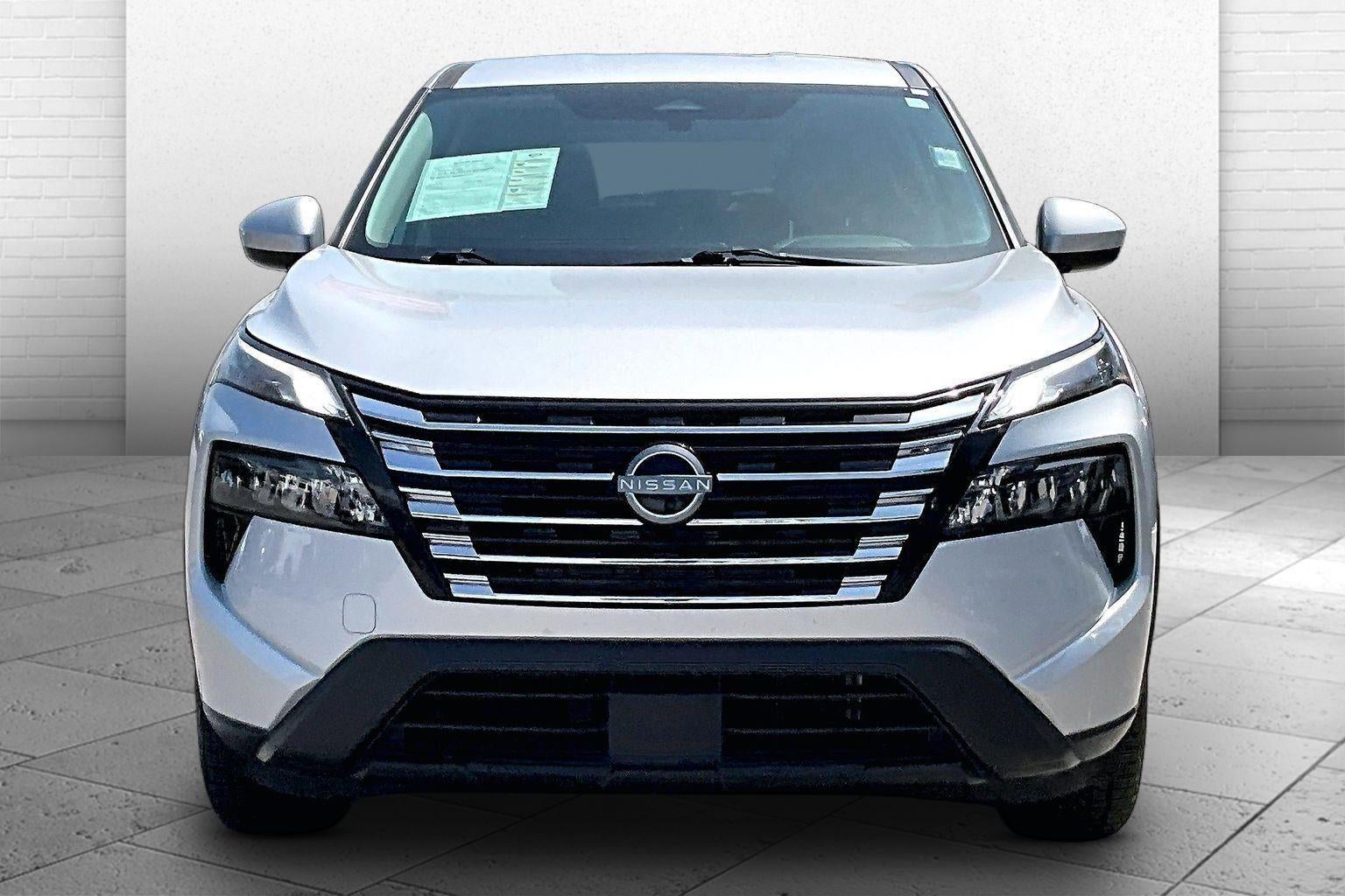 Used 2025 Nissan Rogue SV with VIN 5N1BT3BAXSC819943 for sale in Kansas City