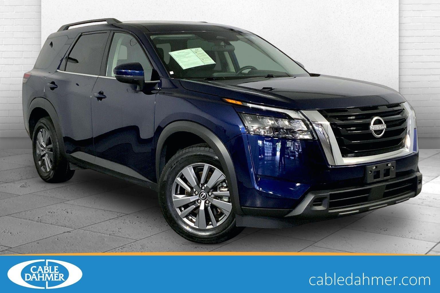 2025 Nissan Pathfinder SV 4WD's photo