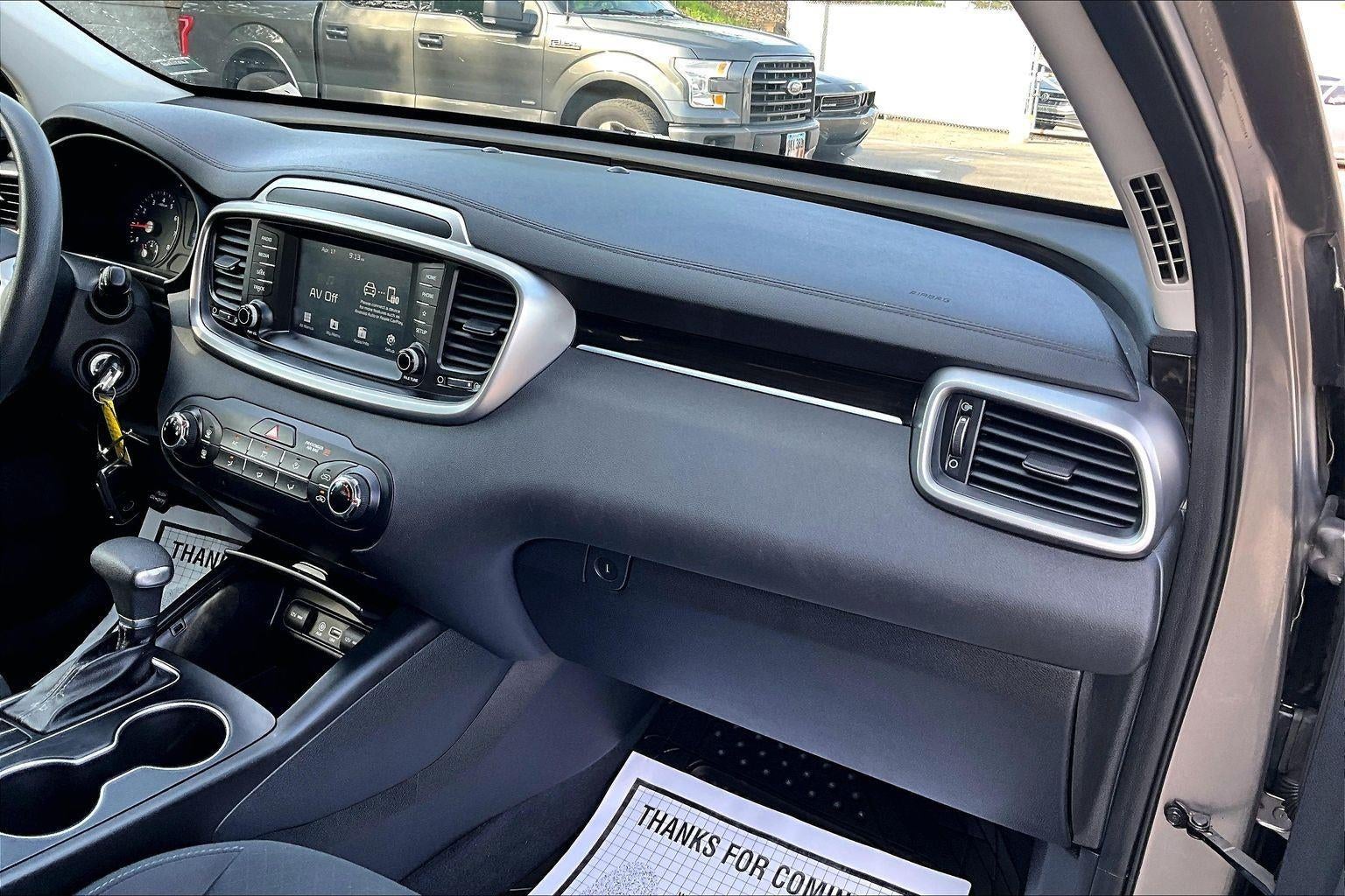 2019 Kia Sorento LX