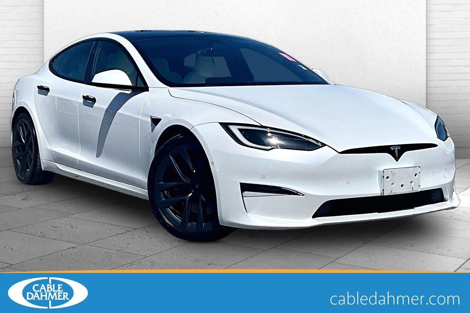 2022 Tesla Model S Plaid's photo