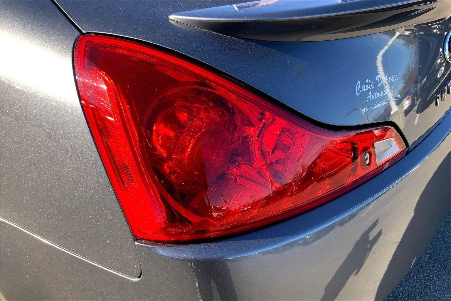 2013 INFINITI G37 Coupe x