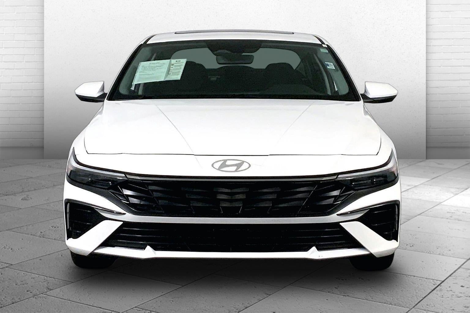 Used 2025 Hyundai Elantra SEL with VIN KMHLS4DG3SU905958 for sale in Kansas City