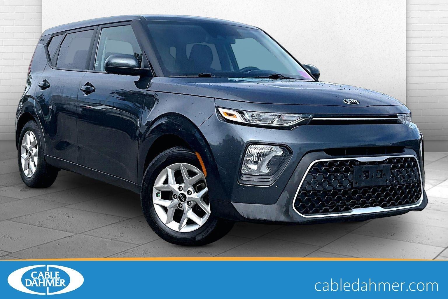 2020 Kia Soul 2.0L S IVT's photo