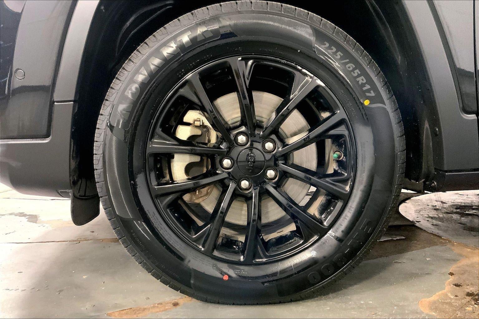 2023 Jeep Cherokee Altitude Lux 4x4