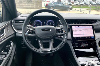 2025 Jeep Grand Cherokee Overland 4x4