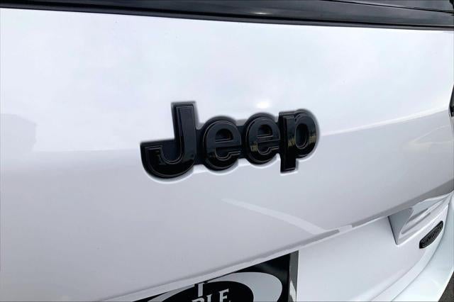 2025 Jeep Grand Cherokee L Summit 4x4
