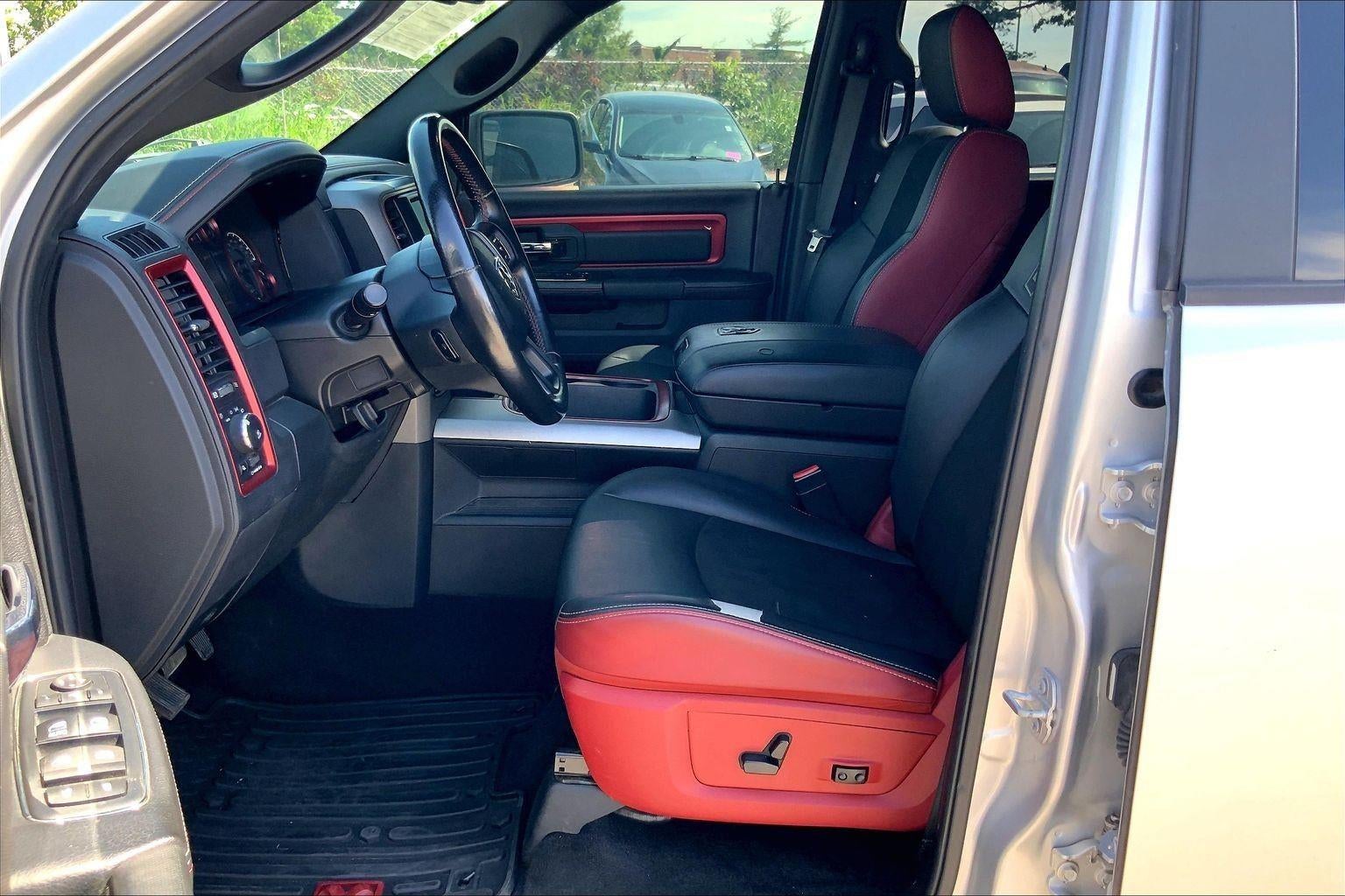 2017 RAM 1500 Rebel Crew Cab 4x4 5'7' Box