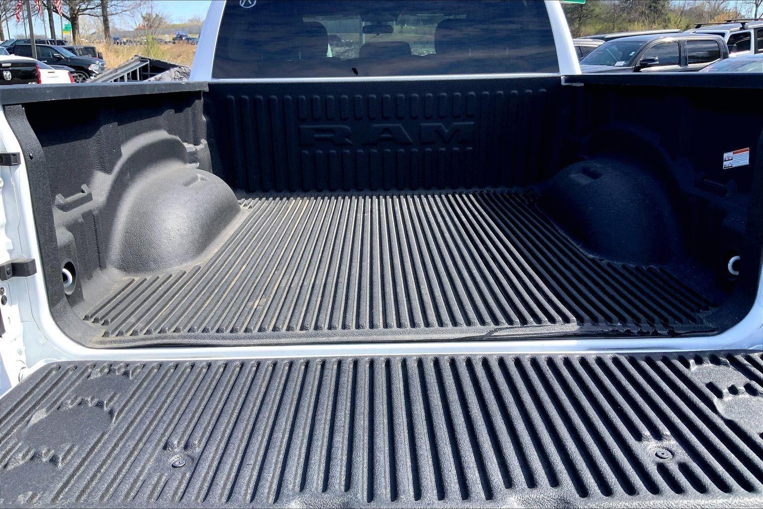 2024 RAM 1500 Big Horn Crew Cab 4x4 5'7' Box