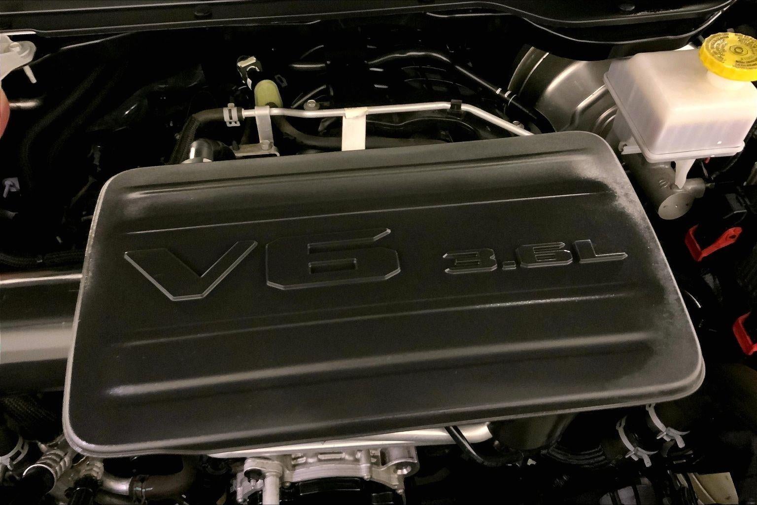 2022 RAM 1500 Big Horn Crew Cab 4x4 5'7' Box