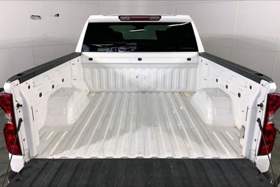 2022 Chevrolet Silverado 1500 4WD Crew Cab Short Bed Custom