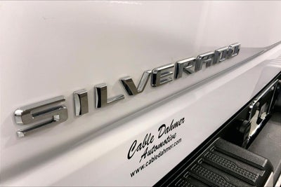 2022 Chevrolet Silverado 1500 4WD Crew Cab Short Bed Custom