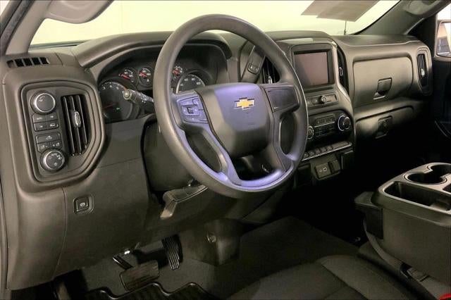 2022 Chevrolet Silverado 1500 4WD Crew Cab Short Bed Custom