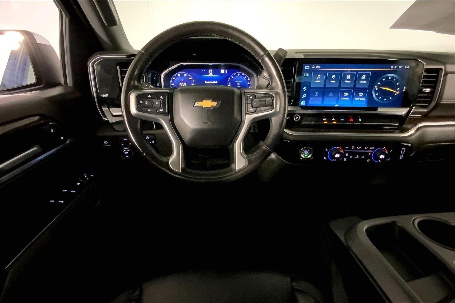 2022 Chevrolet Silverado 1500 4WD Crew Cab Short Bed LT with 2FL