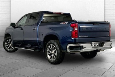 2022 Chevrolet Silverado 1500 4WD Crew Cab Short Bed LT with 2FL
