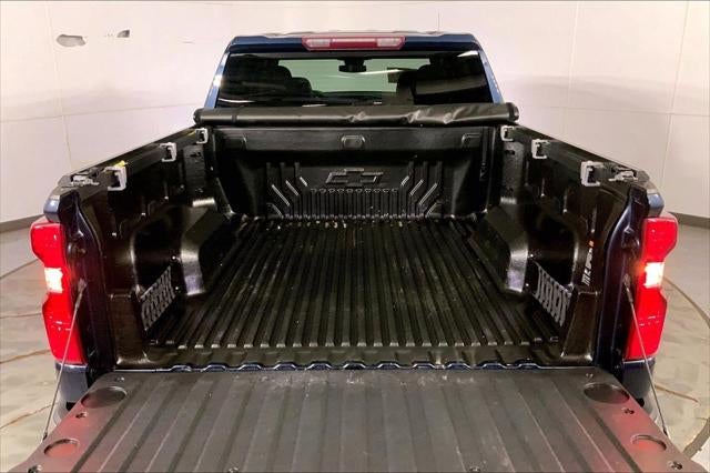 2022 Chevrolet Silverado 1500 4WD Crew Cab Short Bed LT with 2FL