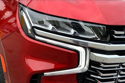 2023 Chevrolet Suburban 4WD Premier