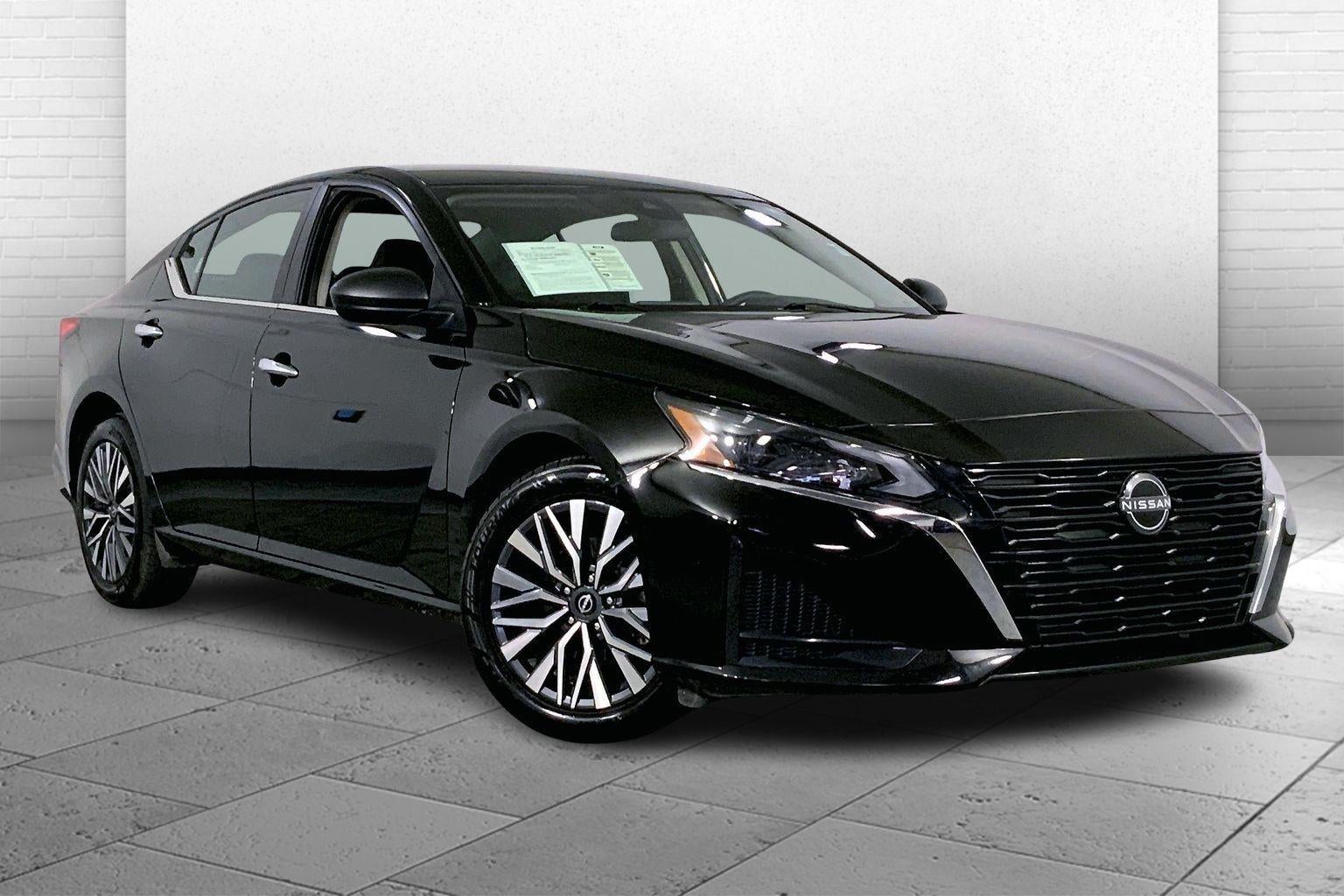 2024 Nissan Altima SV FWD