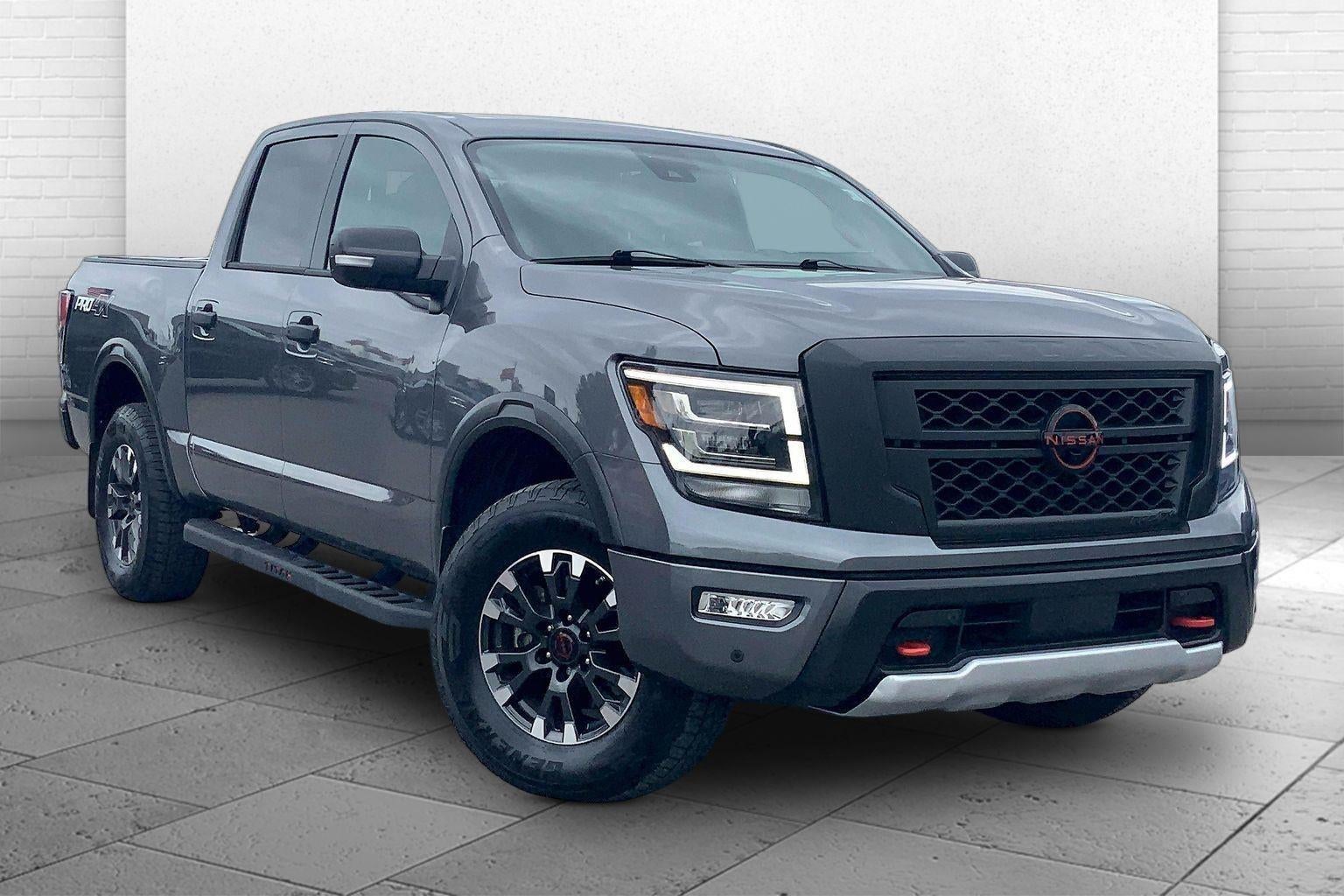 2023 Nissan TITAN Crew Cab PRO-4X 4x4