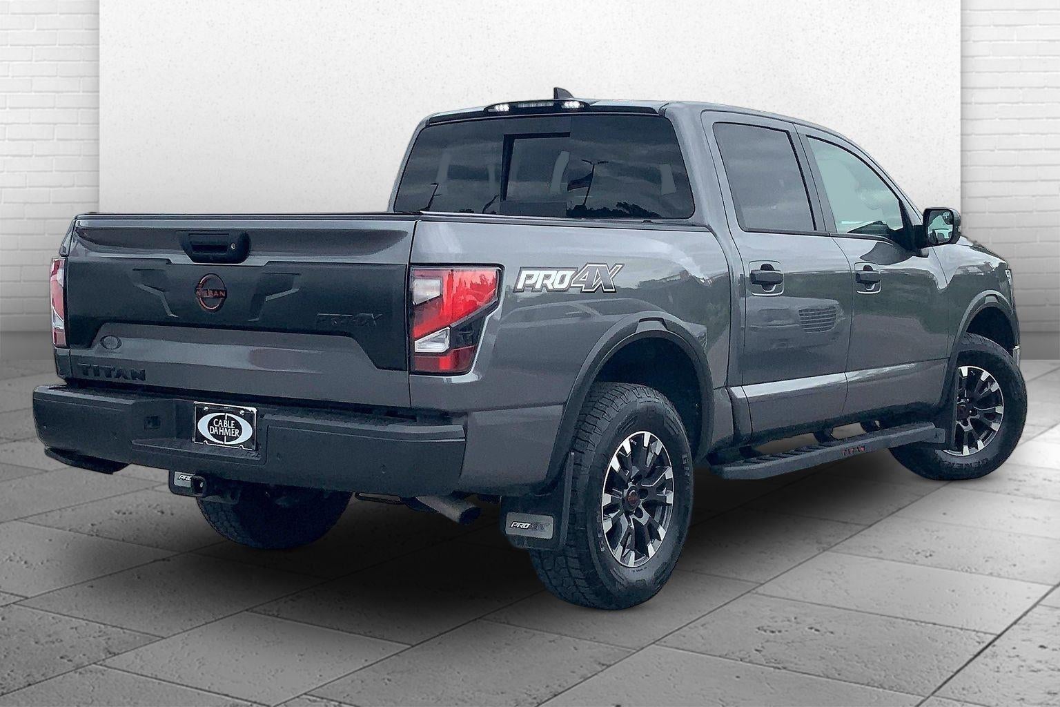 2023 Nissan TITAN Crew Cab PRO-4X 4x4