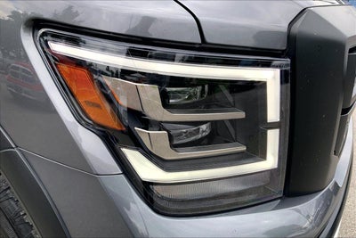 2023 Nissan TITAN Crew Cab PRO-4X 4x4