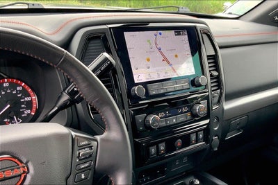 2023 Nissan TITAN Crew Cab PRO-4X 4x4