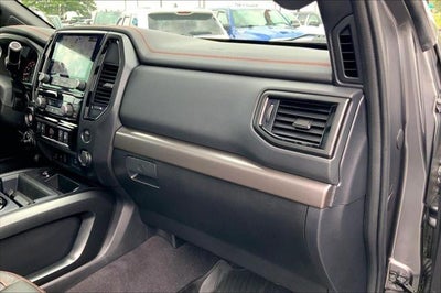 2023 Nissan TITAN Crew Cab PRO-4X 4x4