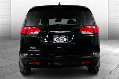 2024 Chrysler Voyager LX