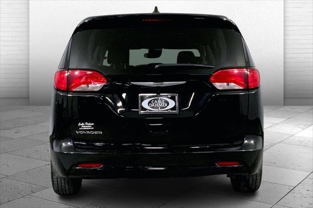 2024 Chrysler Voyager LX