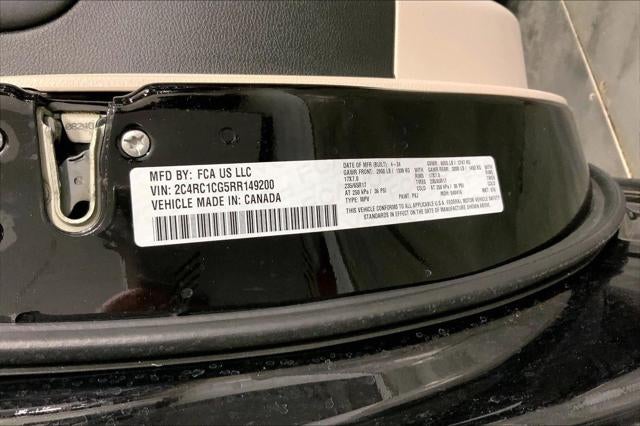 2024 Chrysler Voyager LX