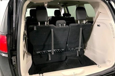 2024 Chrysler Voyager LX