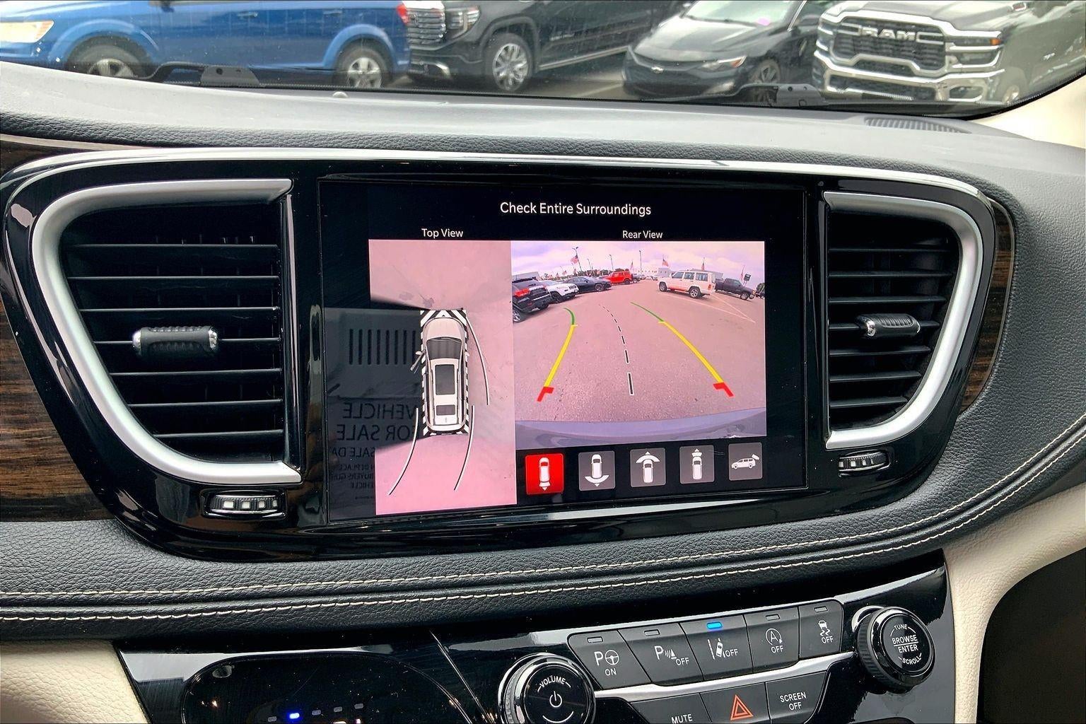2021 Chrysler Pacifica Limited AWD