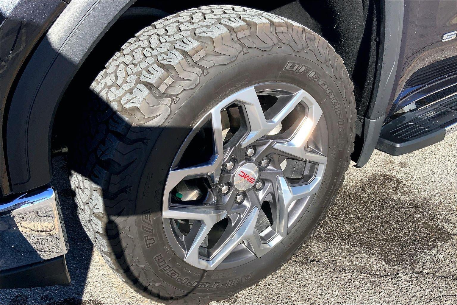 2023 GMC Sierra 1500 4WD Crew Cab Short Box SLT