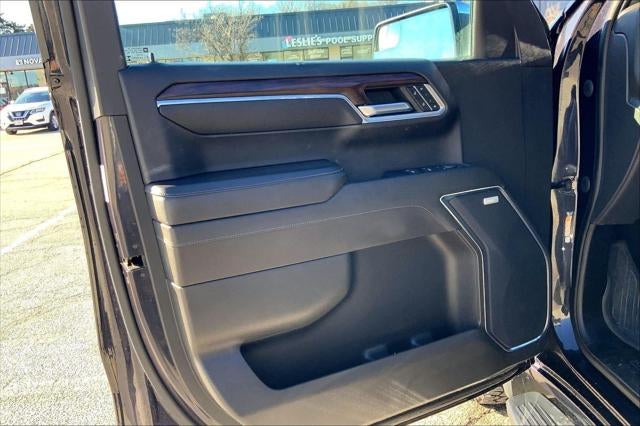 2023 GMC Sierra 1500 4WD Crew Cab Short Box SLT