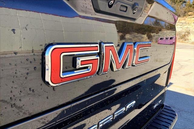 2023 GMC Sierra 1500 4WD Crew Cab Short Box SLT